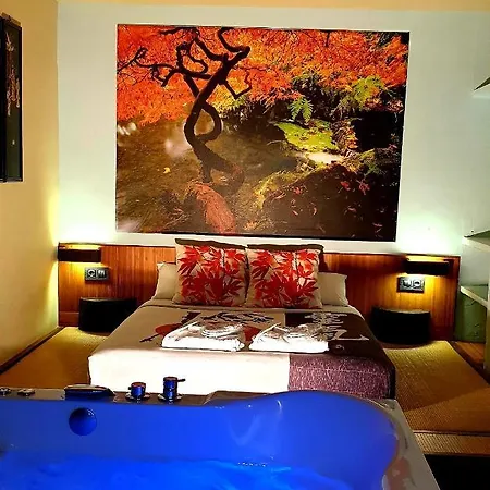 世界空间公寓 公寓 *